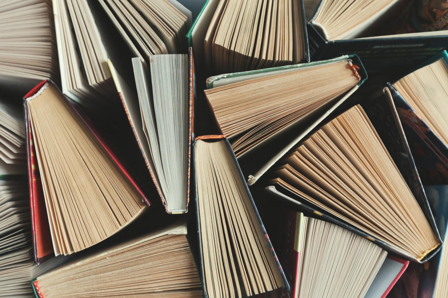 People should read more