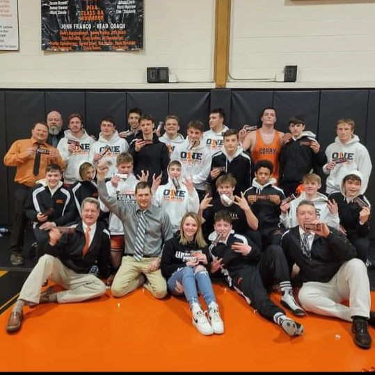 Corry wrestlers now head to states