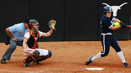 Softball vs Baseball