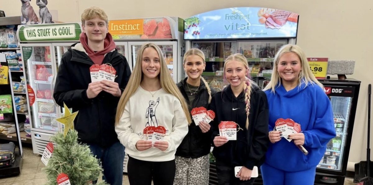 Kingston Jackson, Sydney Mineo, Ava Hallberg, this reporter, Kendall Passinger 