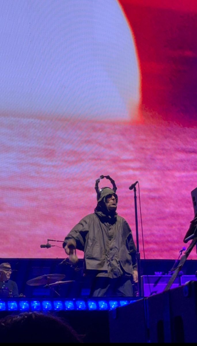 Oasis reunites for a memorable night