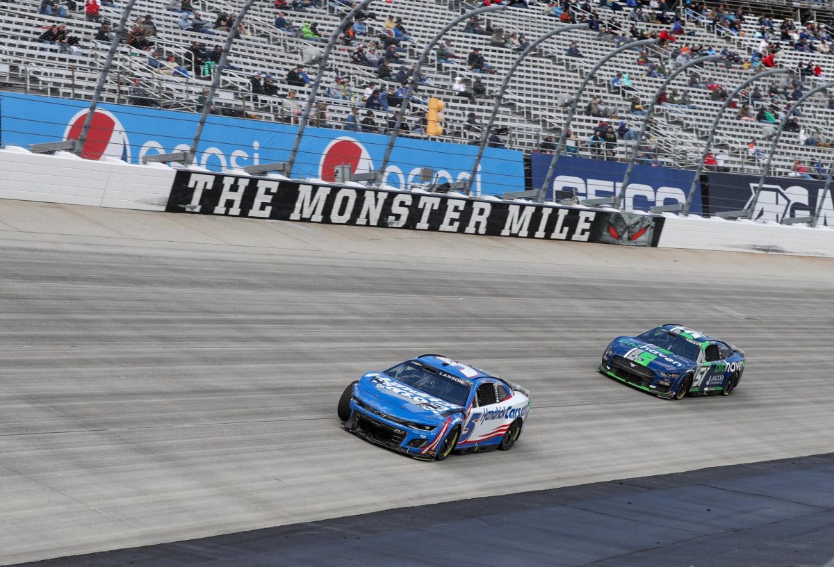 May 1, 2023; Dover, Delaware, USA; NASCAR Cup Series drivers race during the Wurth 400 at Dover Motor Speedway. Mandatory Credit: Matthew OHaren-USA TODAY Sports